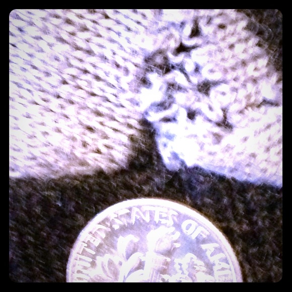 DE ROTCHILD STRIPED 🦇WING V-NECK SWEATER - Picture 7 of 7